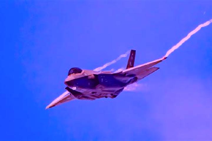 Riley, 23, a blonde brown-eyed mediterranean companion based in Eichberg-Trautenburg. Offering Couples, Fetish, GFE, Deep French Kissing. Available for incal...