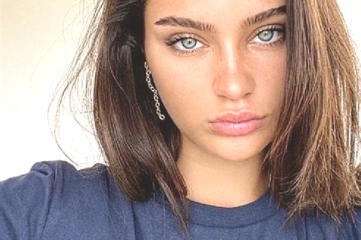 Riley, 23, a brunette dark-eyed slavic companion based in Milizac. Offering 69, CIM, Dinner Date, OWO. Available for incall and outcall, day and evening dates.