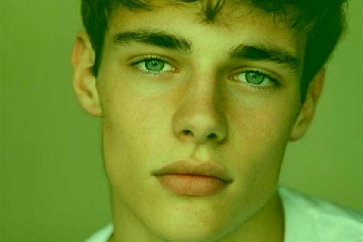 Riley, 23, a chestnut brown-eyed caucasian companion based in Gardner. Offering Prostate Massage, OWO. Available for incall and outcall, overnight bookings a...
