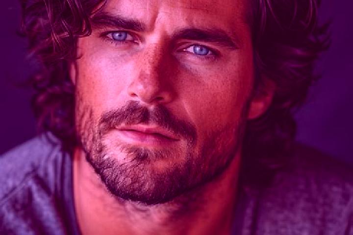 Riley, 23, a chestnut grey-eyed middle eastern companion based in Alubaren. Offering Tantra, Erotic Massage, Deep French Kissing. Available for incall and ou...