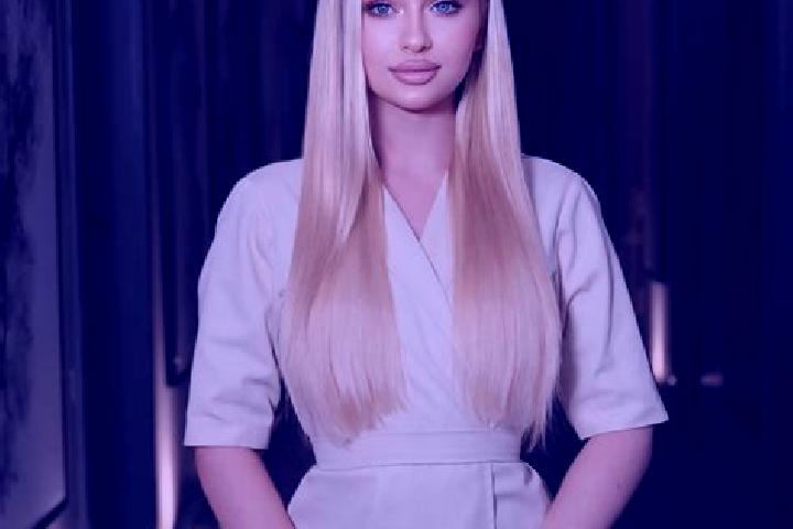 Riley, 23, a platinum blonde amber-eyed european companion based in Chinsali. Offering CIM, Party Girl, Tantra, Erotic Massage. Available for incall and outc...