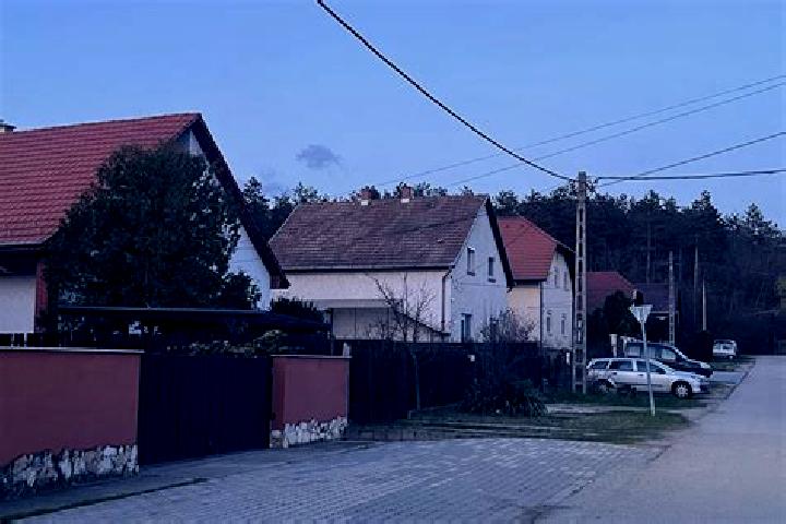 Riley, 23 — Escort in Alsorakos, Hungary