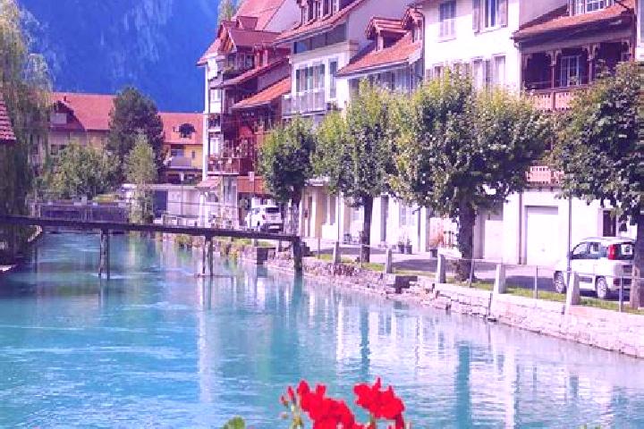 Riley, 23 — Escort in Bariswil, Switzerland