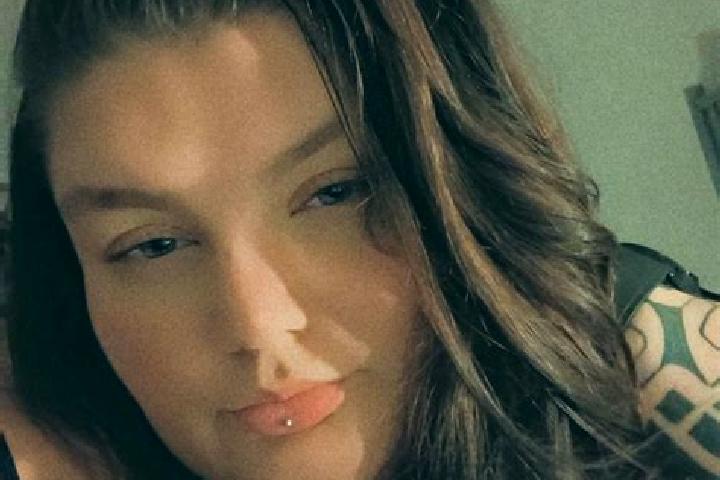 Riley, 23 — Escort in Fontvannes, France