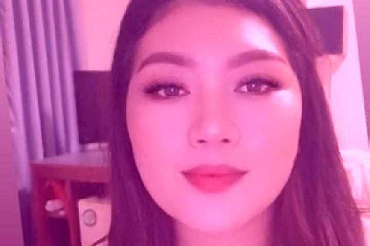 Riley, 24, a auburn dark-eyed asian companion based in Sainte-Eanne. Offering A-Level, Overnight, GFE, Girlfriend Experience. Available for incall and outcal...