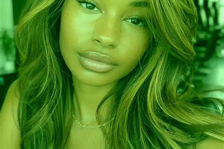 Riley, 24, a dark blonde brown-eyed caribbean companion based in Bolona. Offering OWO, Overnight, Couples. Available for incall and outcall, day and evening ...