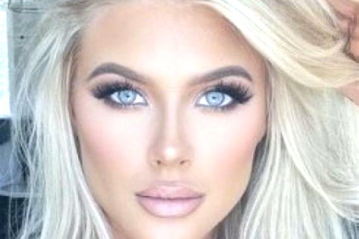 Riley, 24, a platinum blonde green-eyed middle eastern companion based in El Arrouch. Offering Prostate Massage, Couples. Available for incall and outcall, d...