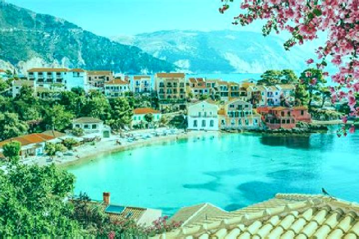 Riley, 24 — Escort in Gallikos, Greece