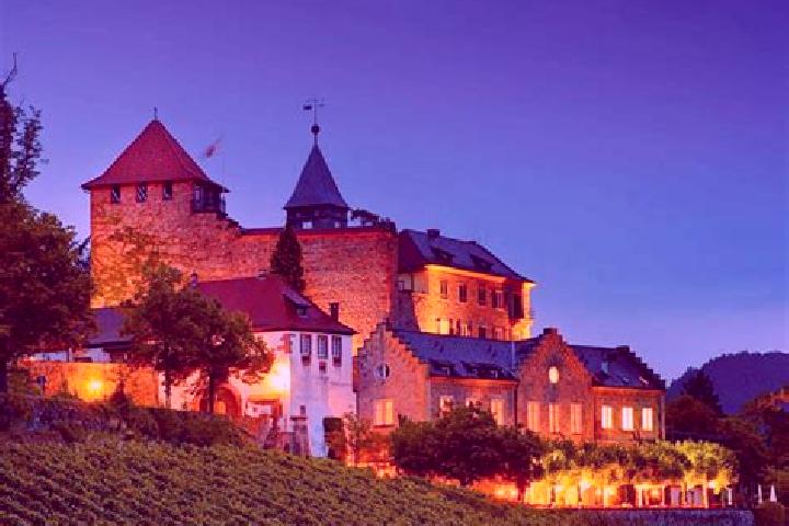 Riley, 24 — Escort in Gernsbach, Germany