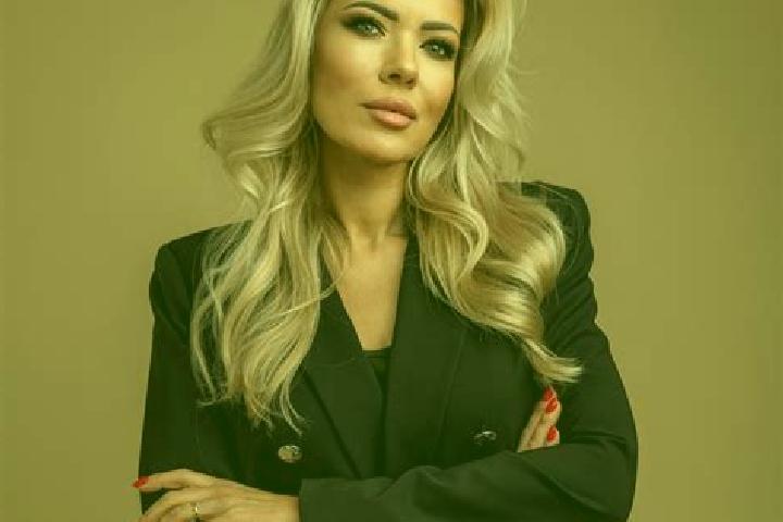 Riley, 24 — Escort in Ostrowiec, Poland