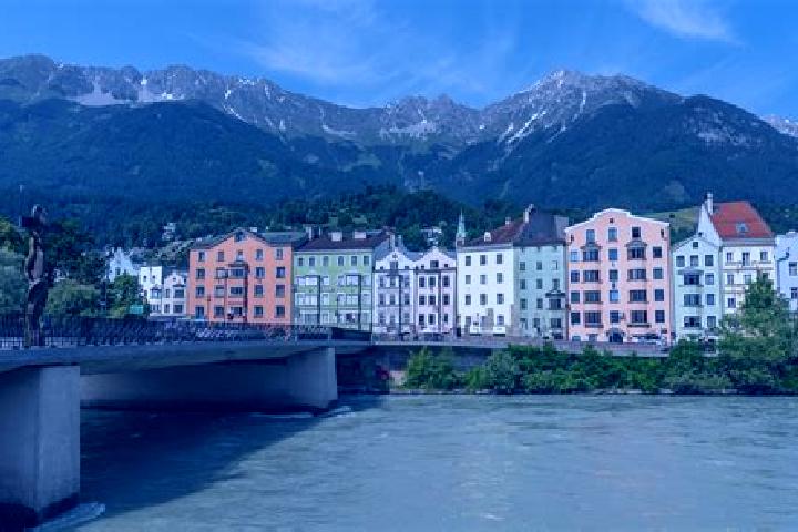Riley, 24 — Escort in Schalkham, Austria