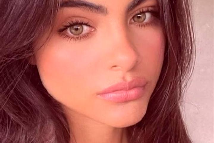 Riley, 25, a black green-eyed indian companion based in Harvest Hills. Offering OWO, Massage, Roleplay, Dinner Date. Available for incall and outcall, day an...