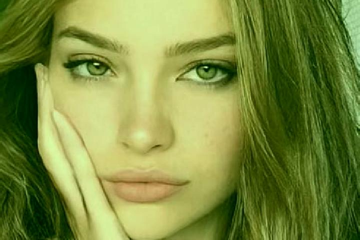 Riley, 25, a dark blonde hazel-eyed latina companion based in Raszowa. Offering GFE, CIM. Available for incall and outcall, overnight bookings available.