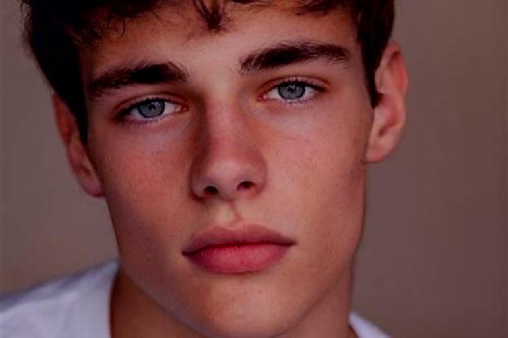 Riley, 25, a red grey-eyed caucasian companion based in El Guamuchil. Offering Duos, GFE, Couples. Available for incall and outcall, overnight bookings avail...