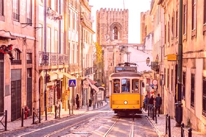 Riley, 25 — Escort in Alcabideche, Portugal
