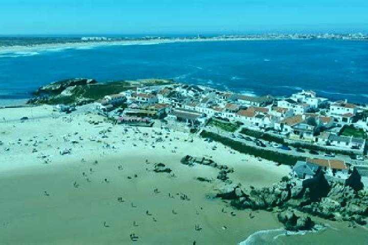 Riley, 25 — Escort in Ferrel, Portugal