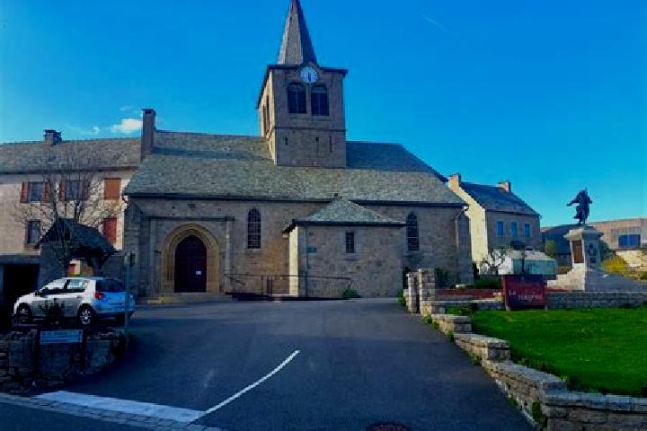 Riley, 25 — Escort in Le Nayrac, France