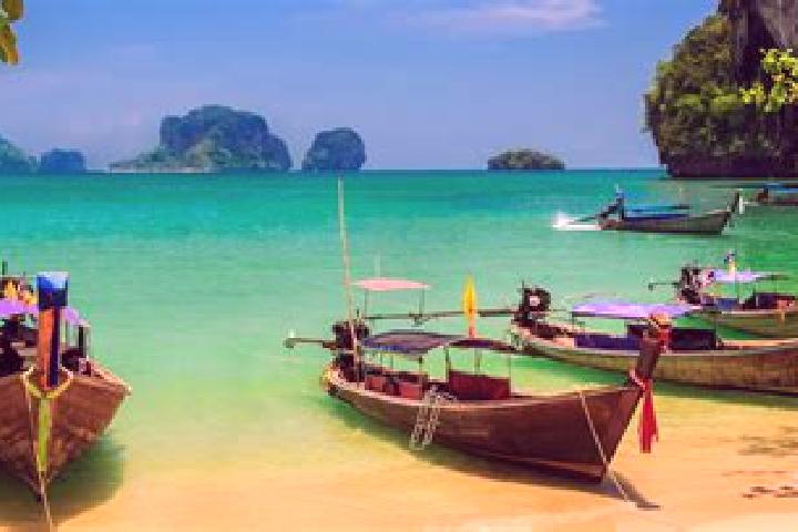 Riley, 25 — Escort in Mae Mo, Thailand