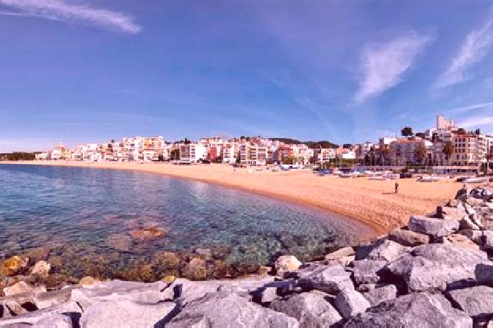 Riley, 25 — Escort in Sant Pol de Mar, Spain
