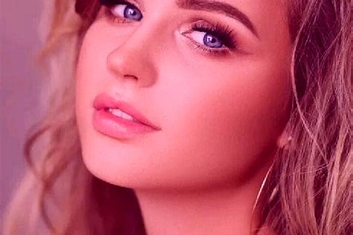 Riley, 26, a dark blonde blue-eyed mediterranean companion based in Paget Parish. Offering BDSM, A-Level, Striptease. Available for incall and outcall, overn...