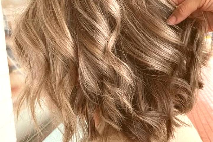 Riley, 26, a dark blonde grey-eyed middle eastern companion based in Oenaek. Offering Deep French Kissing, Fetish. Available for incall and outcall, overnigh...