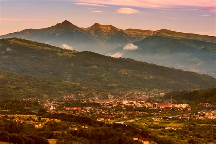 Riley, 26 — Escort in Ghelari, Romania