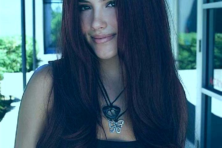 Riley, 27, a auburn dark-eyed mixed companion based in Lamotesti. Offering Prostate Massage, Deep French Kissing, Couples. Available for incall and outcall, ...