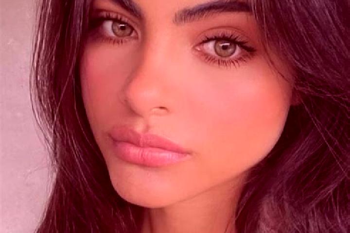 Riley, 27, a brunette blue-eyed middle eastern companion based in Pereira Barreto. Offering Roleplay, CIM, Couples, Overnight, 69. Available for incall and o...