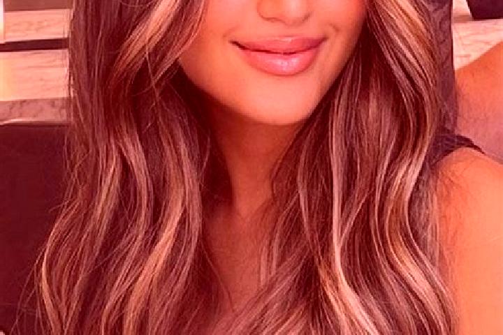 Riley, 27, a dark blonde amber-eyed ebony companion based in Otegem. Offering Prostate Massage, Domination, Striptease, Deep French Kissing. Available for in...