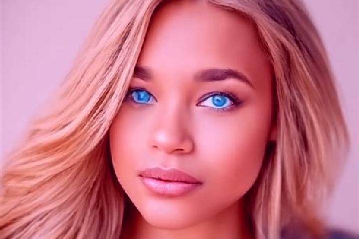 Riley, 27, a dark blonde blue-eyed latina companion based in Zhabari i Eperm. Offering Girlfriend Experience, Overnight, Massage. Available for incall and ou...
