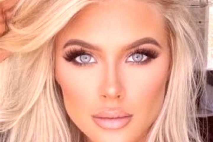 Riley, 27, a platinum blonde amber-eyed middle eastern companion based in Hickory Hills. Offering Girlfriend Experience, Deep French Kissing, A-Level. Availa...