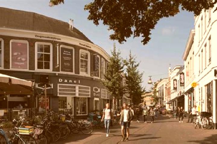 Riley, 27 — Escort in Dolphia, Netherlands