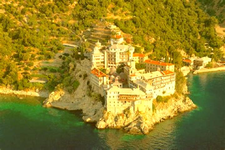 Riley, 27 — Escort in Orta, Turkey