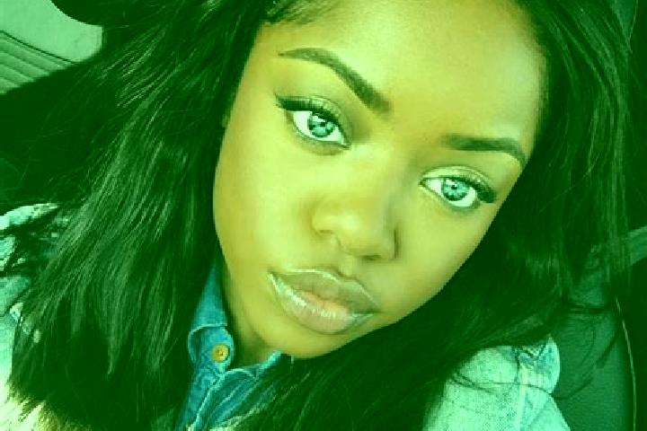 Riley, 28, a auburn blue-eyed ebony companion based in Haut-Sheila. Offering OWO, Striptease, Overnight. Available for incall and outcall, overnight bookings...