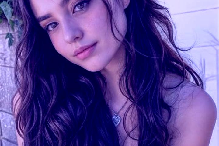 Riley, 28, a brunette hazel-eyed slavic companion based in Yanwang. Offering Couples, Girlfriend Experience, Erotic Massage, CIM, OWO. Available for incall a...