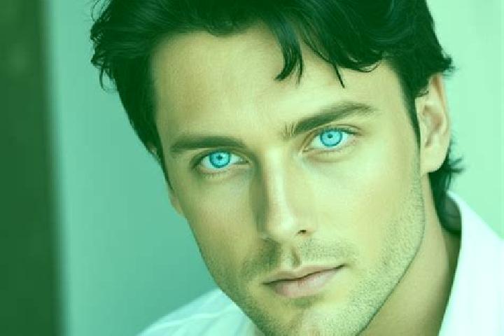 Riley, 28, a red blue-eyed middle eastern companion based in Rachaiya el Ouadi. Offering Dinner Date, Overnight, Girlfriend Experience, Fetish, Duos. Availab...