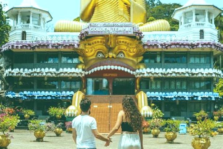 Riley, 28 — Escort in Dambulla, Sri Lanka
