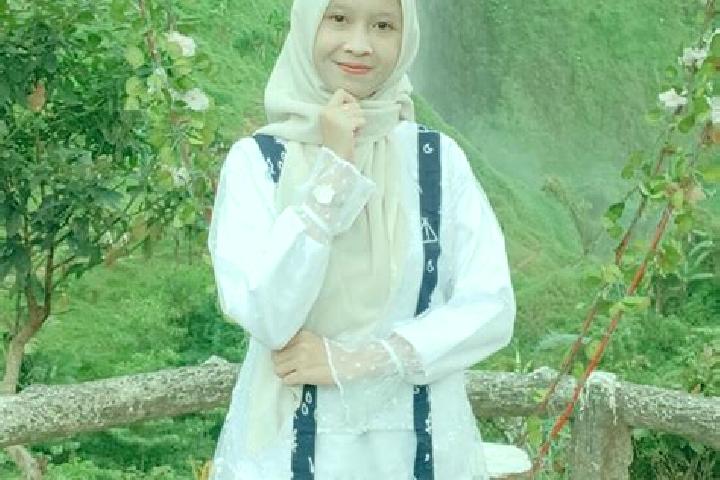 Riley, 28 — Escort in Gelarpadang, Indonesia