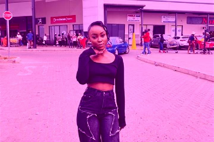 Riley, 28 — Escort in Kwaggafontein, South Africa
