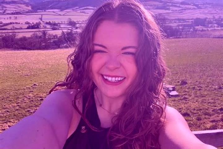 Riley, 28 — Escort in Upper Exeter, United States