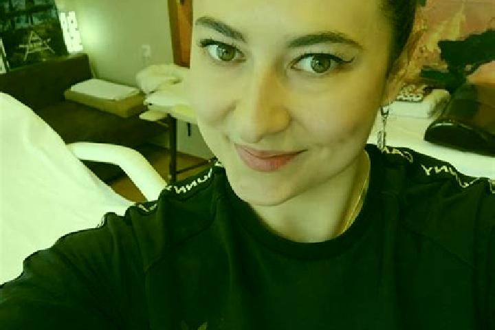 Riley, 29, a black brown-eyed caucasian companion based in Guigneville-sur-Essonne. Offering BDSM, Party Girl, Erotic Massage, Tantra. Available for incall a...