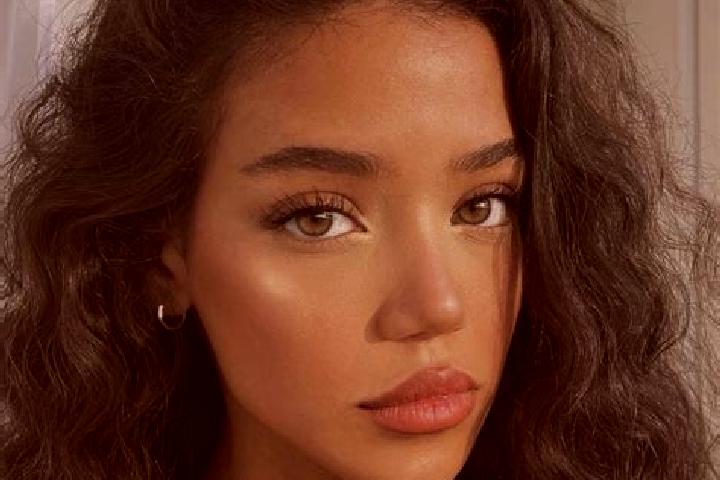 Riley, 29, a black brown-eyed mediterranean companion based in Albulesti. Offering Girlfriend Experience, Tantra, Duos. Available for incall and outcall, day...
