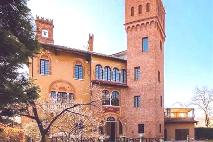 Riley, 29 — Escort in Cavallirio, Italy