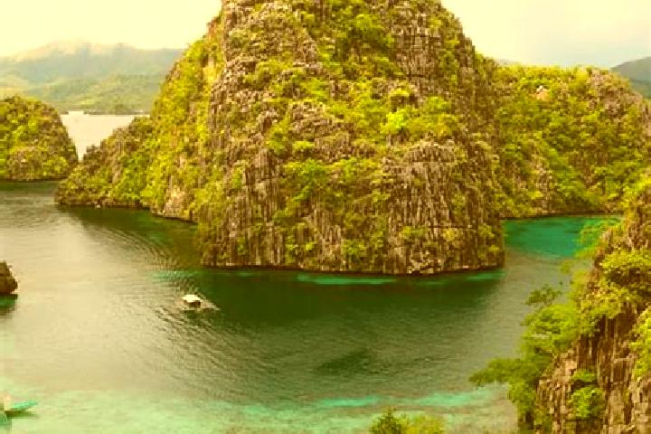 Riley, 29 — Escort in Macabuboni, Philippines