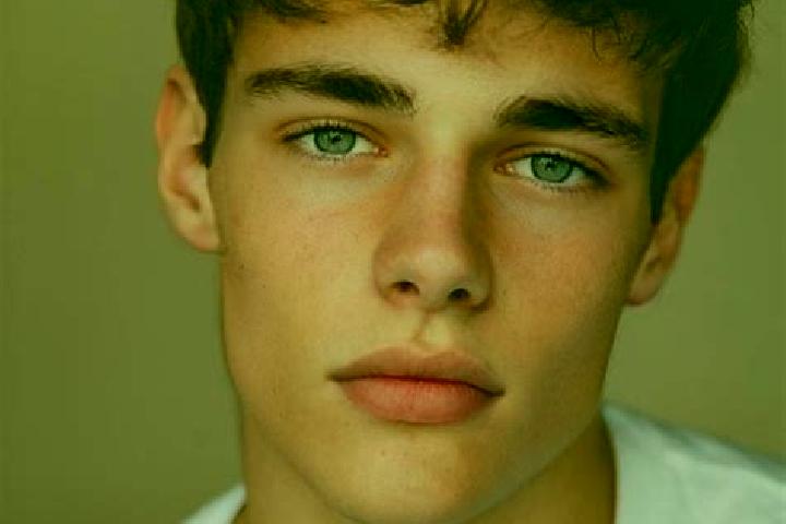 Riley, 30, a black brown-eyed caucasian companion based in New Century. Offering Tantra, Couples, Deep French Kissing. Available for incall and outcall, over...