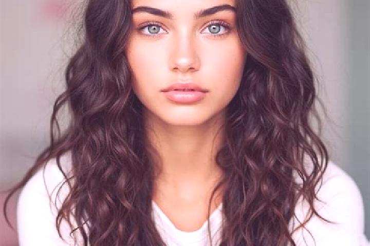 Riley, 30, a brunette amber-eyed mediterranean companion based in Pedrinopolis. Offering OWO, Party Girl, 69. Available for incall and outcall, day and eveni...