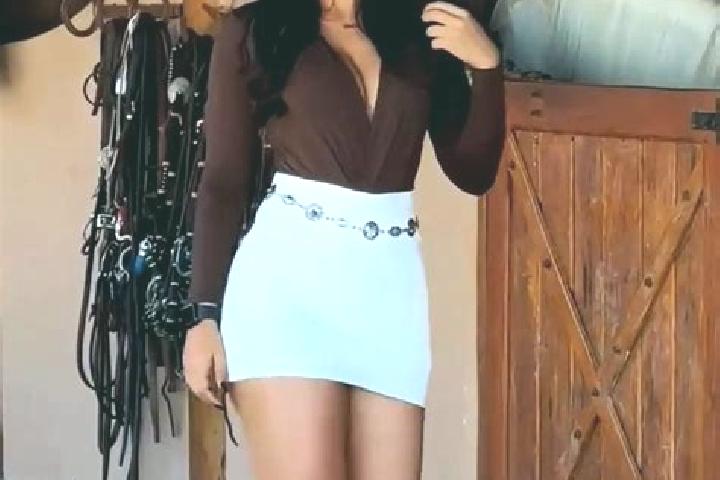 Riley, 30, a chestnut grey-eyed asian companion based in Jaripeo. Offering Party Girl, Domination, Roleplay. Available for incall and outcall, overnight book...