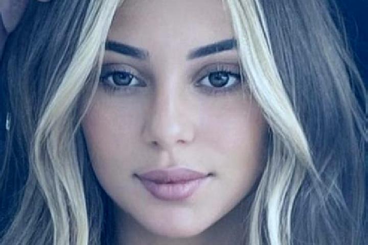 Riley, 31, a blonde brown-eyed caribbean companion based in Schenkendoebern. Offering Striptease, GFE, 69, Duos, BDSM. Available for incall and outcall, day ...