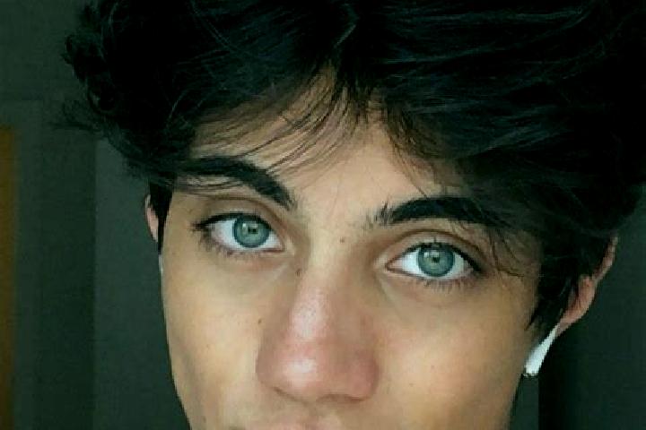 Riley, 31, a chestnut dark-eyed caucasian companion based in Godoufouma. Offering GFE, Striptease, Roleplay, Party Girl. Available for incall and outcall, ov...