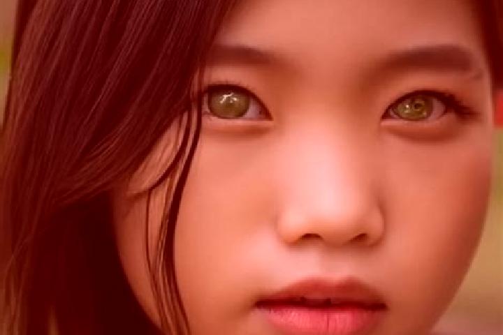 Riley, 31, a red green-eyed asian companion based in Killarney Heights. Offering 69, Overnight, Girlfriend Experience, Duos. Available for incall and outcall...